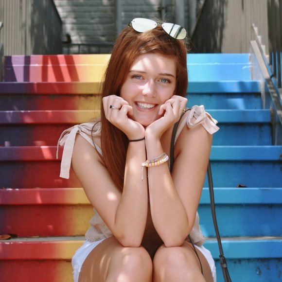 Meet your Posher, Mary - Picture 1 of 1